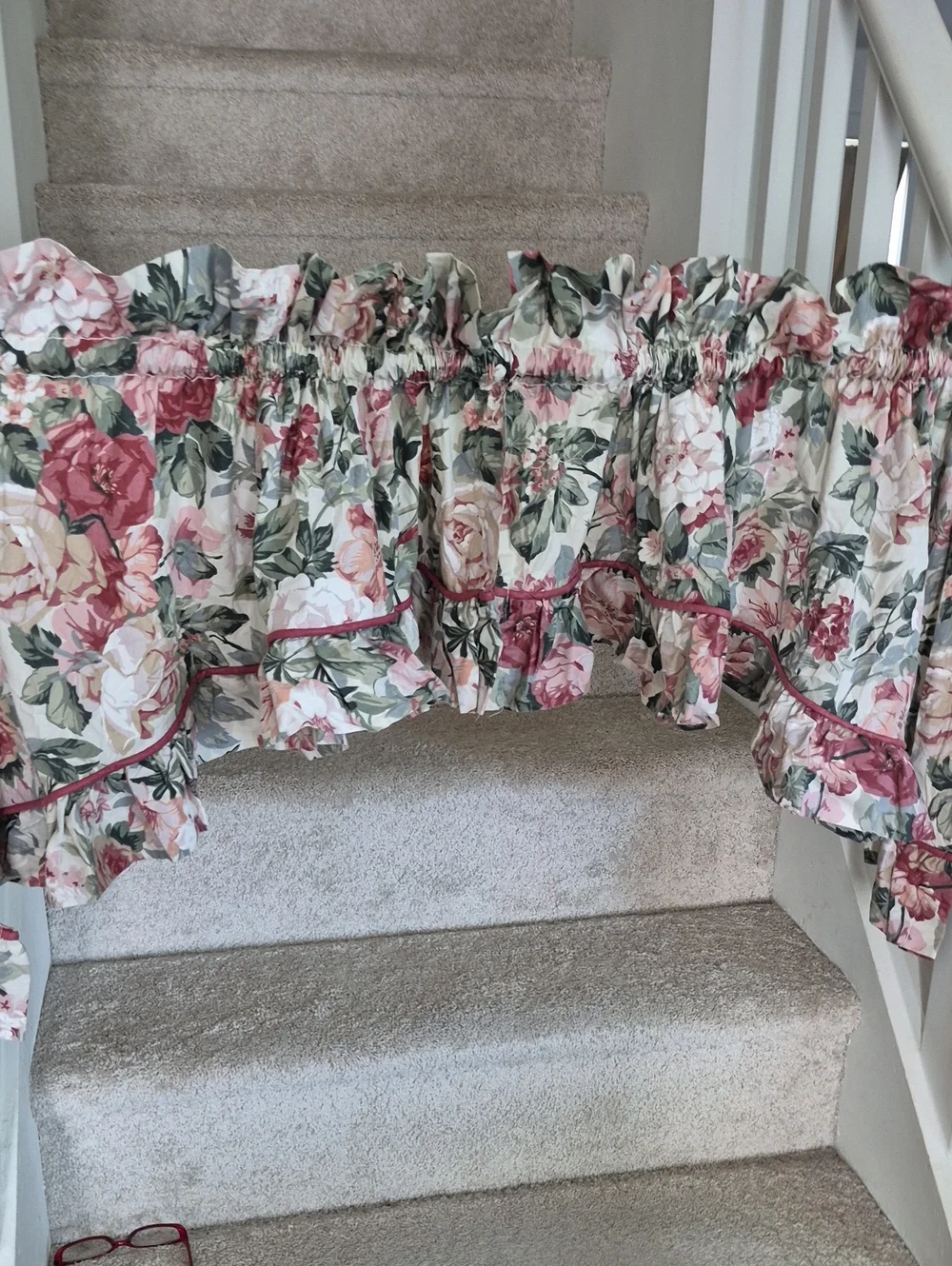 Vintage Floral Ruffled Swag Curtain 84x26